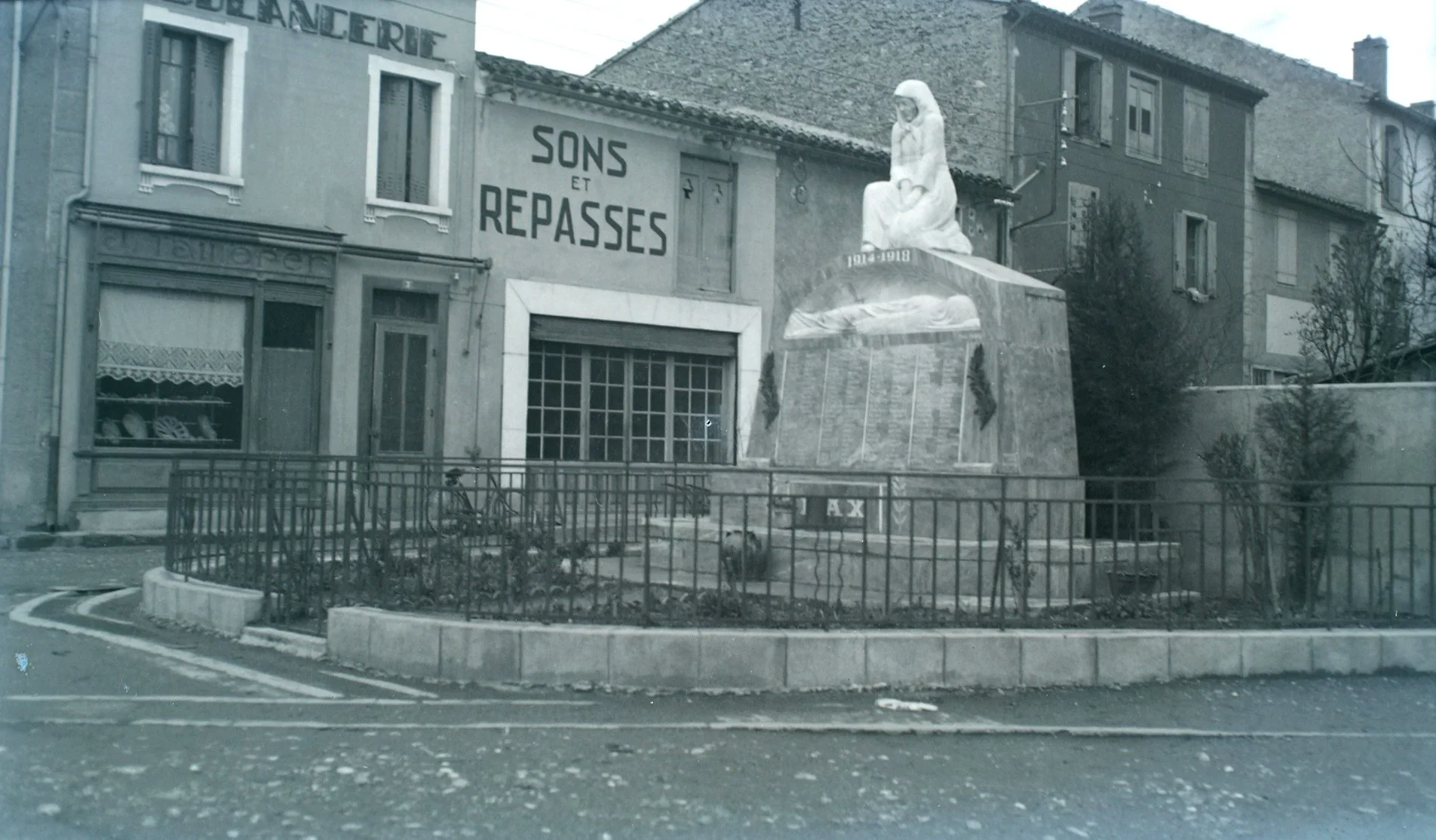 monument-5