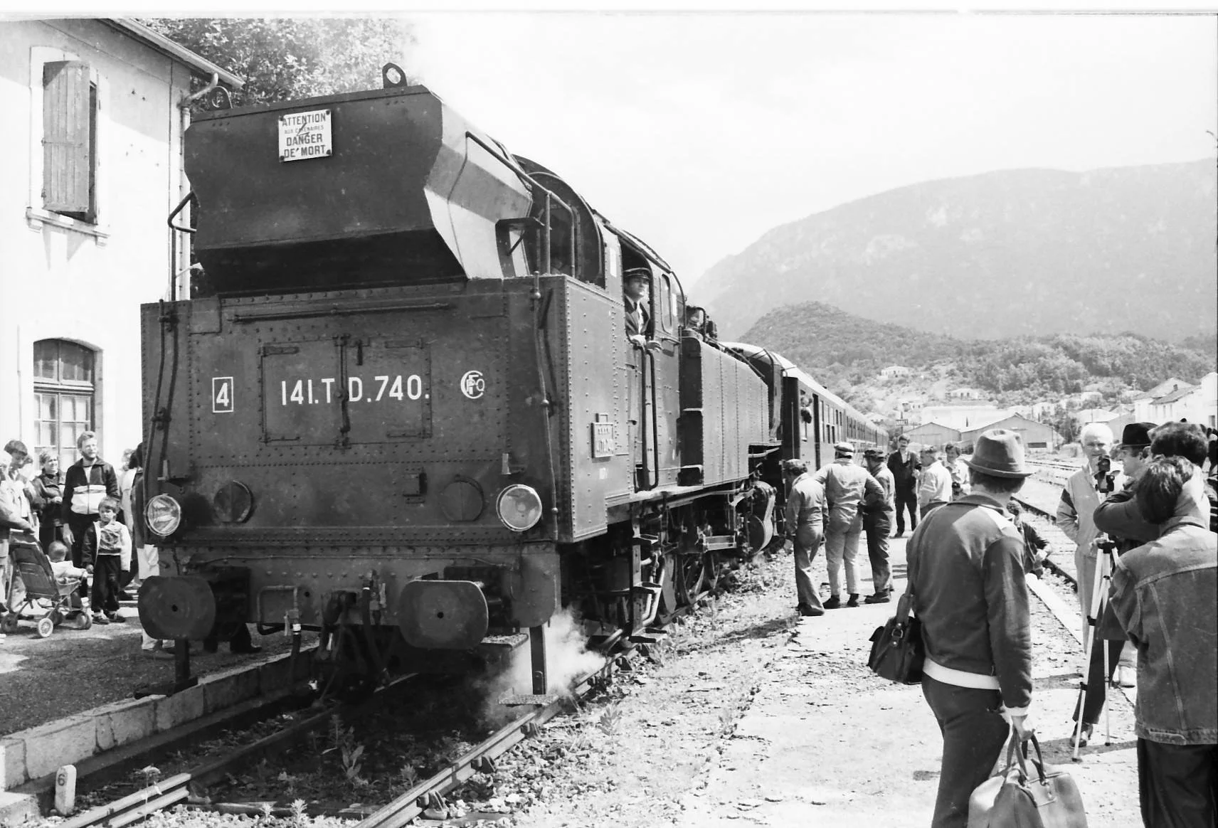 train-quillan-2